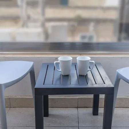 Cozy In The Heart Of Paceville - Olo Living By Sf Homes *