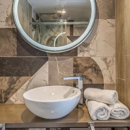 Cozy In The Heart Of Paceville - Olo Living By Sf Homes